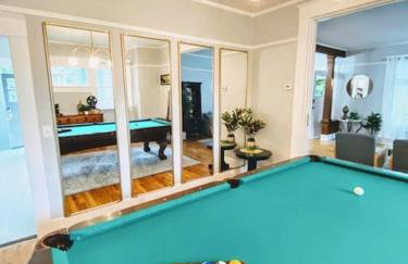 Historical Entertainer 3 Bedroom Townhouse AC PNW - Foto 4