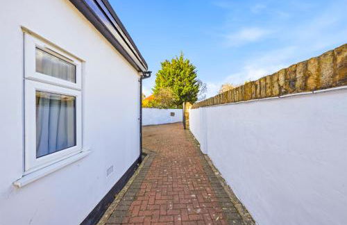 Nancy's 3 bedroom house near Heathrow Airport - Foto 16