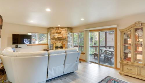 Deck and Beach Access Lake Tahoe Shoreside Retreat! - Foto 2