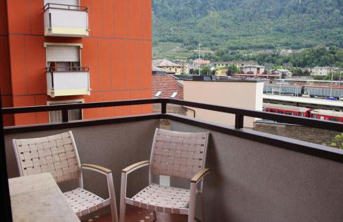 Rustic Apartment -100mt from BerninaExpress - Foto 18