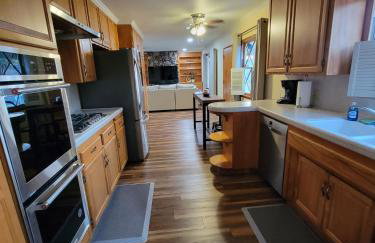 Extremely Chill 3 Bedroom Home - Foto 4