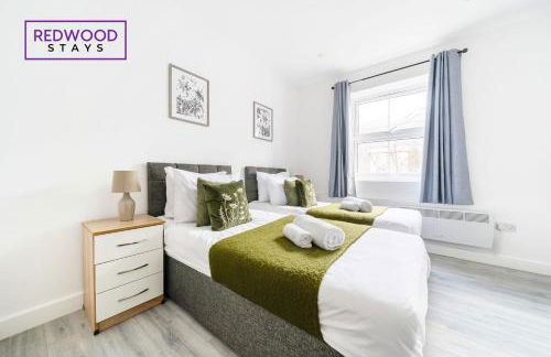 Quality Serviced Apartments in Aldershot Town Centre, Free WiFi By Redwood Stays - Foto 11