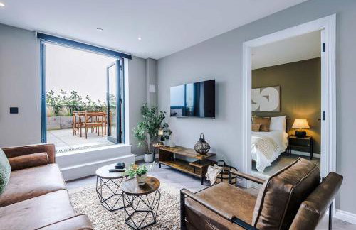 City Penthouse - Roof Terrace & Free Parking - Foto 2