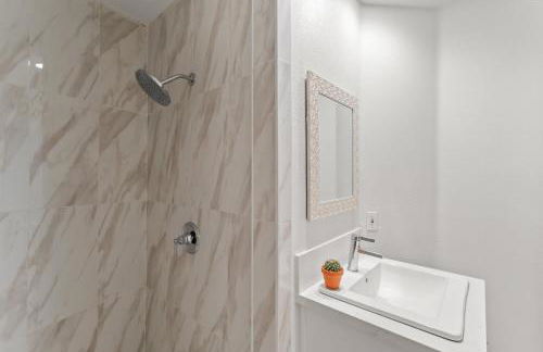 Palm Springs Paradise Escape 3BR Pool & Spa - Foto 42