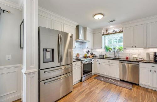 Bluffton Getaway with Fenced Yard 7 Mi to Beach! - Foto 8