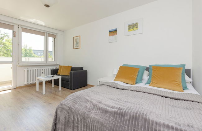 Metro Pole Mokotowskie Studio by Renters - Photo 2