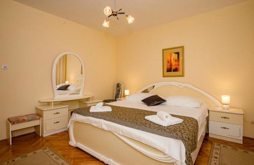 Jednosobni apartman Dionis - Foto 8