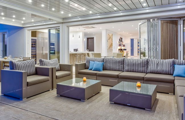 Goldeneye Luxury 6 Bedroom Villa With Infinity P - Foto 48