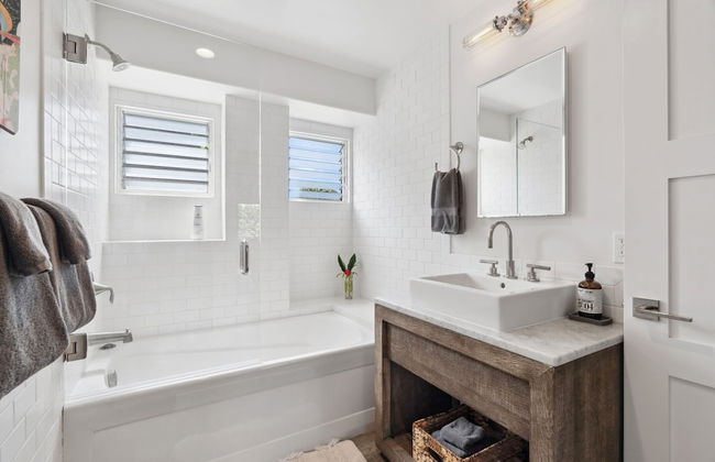 Hale Hanalei 5 Bedroom Home by RedAwning - Photo 18