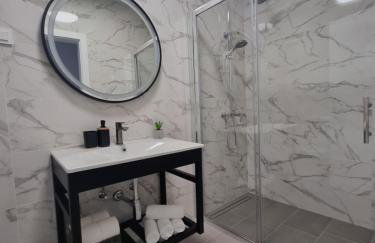 Villa Madison, Spacious Sea View Apartments Near Zadar with heated pool - Photo 53