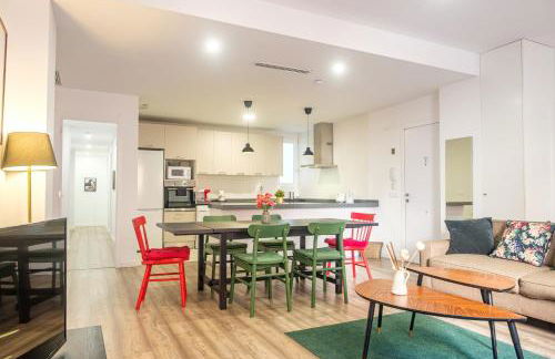 Clean & Very Comfortable Apartment - Photo 1