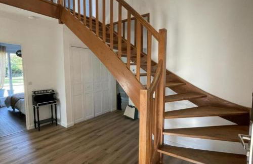 Grande maison avec jardin près de Tours - FR-1-381-620 - Foto 19