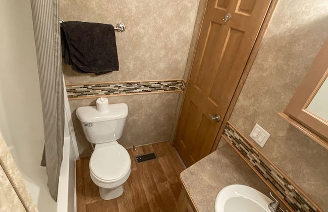 Falcon Cottages - Photo 37