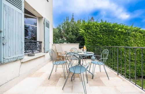 Before making request, read my profile host at bottom of page # House, garden, Eiffel Tower, Palace of Versailles - Foto 33