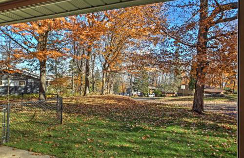 Quaint Duluth Hideaway with Private Fenced-In Yard! - Foto 24