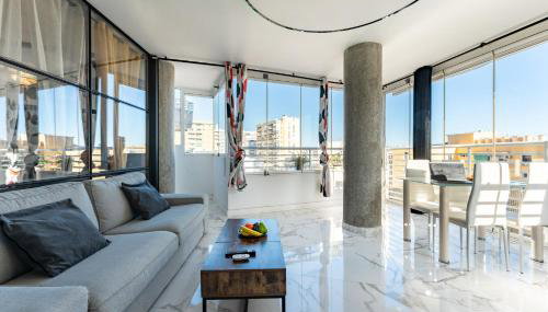 CT 352 - Faro's Torremolinos City Towers 1 - Walking distance to everything - Foto 4