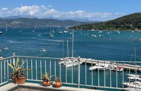 Seafront rooftop flat w/ terrace - Foto 18