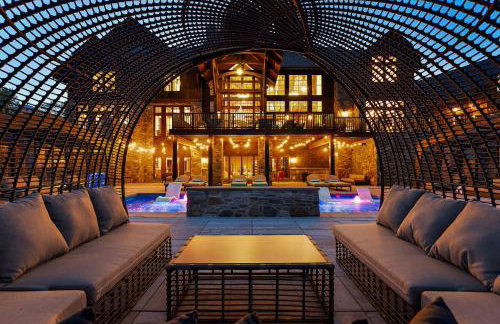 Pinnacle Pointe by Relaxtay 600 Acre Private Luxury Estate with Spa, Pool, Theater and Lake - Foto 4