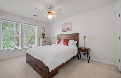 Low Country Gem with Heated Pool Games and Hot Tub - Photo 15