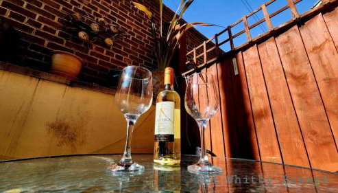 The Whitby Eskape - Foto 3