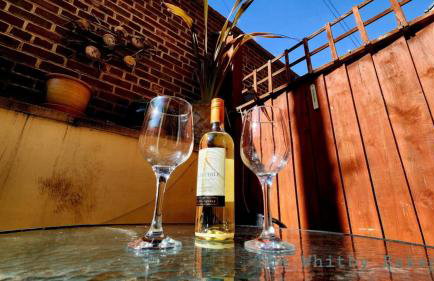 The Whitby Eskape - Foto 3