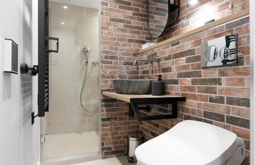 Loft Industriel avec Terrasse et Filet Suspendu à Nice Cimiez - Foto 25