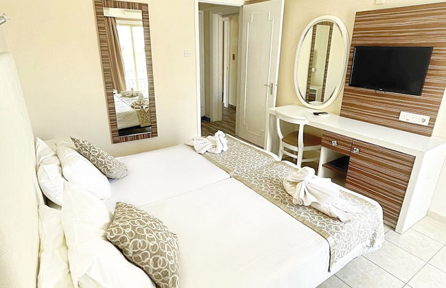 Antonis G. Hotel Apartments - Foto 18