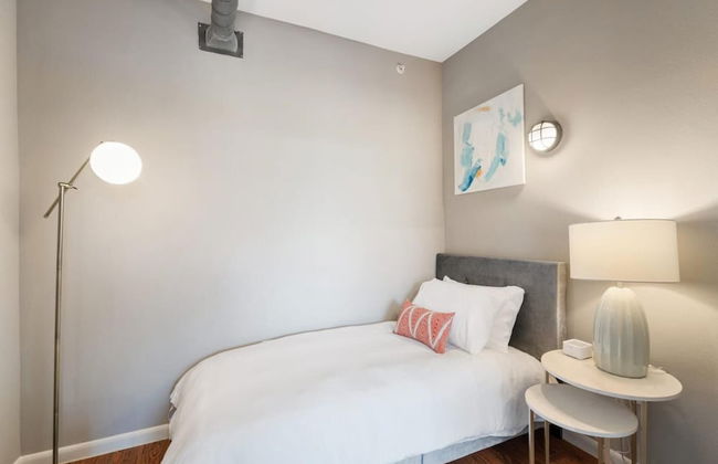 Plano Comfy 2BD 1 5BA Apartment - Foto 7