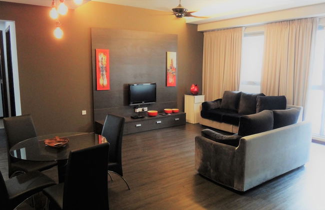 PJ8 Service Suite Pool View - Photo 12