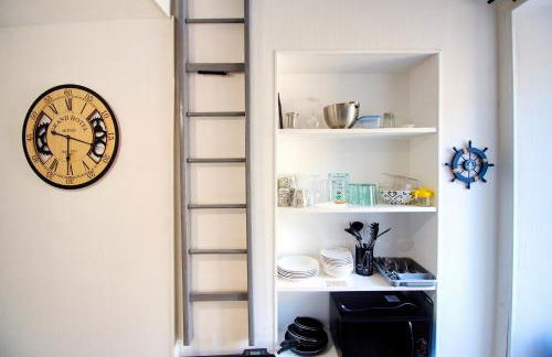 Petit Duplex Lumineux, hyper centre à 2 pas du port, Intendance Luxury Host - Foto 7