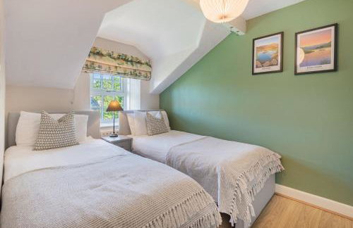 Lakeland Cottage - Bowness-on-Windermere sleeps 6 - Photo 20