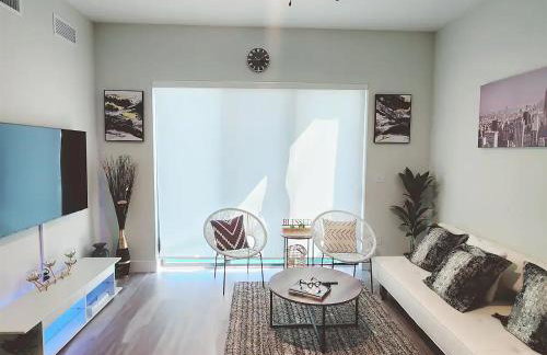 Lux property great for 1 to 8 Guests-family trip ,5Beds 2Rooms Staycation with Gym and EV, proximity to Downtown and Beaches - Foto 21