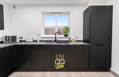 Seaforth Stay - SJA Stays - Modern 2 Bed Apartment - Photo 3