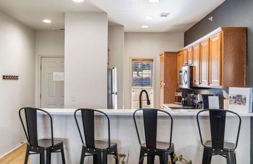 T Time Getaway - Overlooking Golf Views! - Foto 21