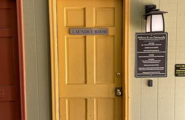 Luxury Warehouse District Condo - Foto 42