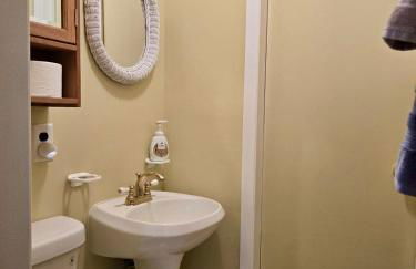 Charming, Pet-friendly Lake front Retreat WiFi - Foto 18