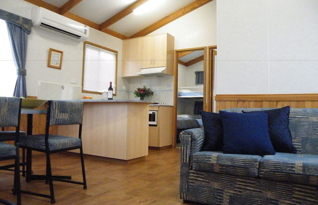 Lake Hamilton Motor Village & Caravan Park - Photo 5