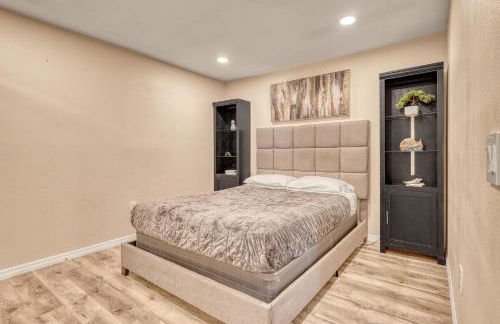 10 sleeps 3bd 2bth house Hot tub free parking - Foto 19