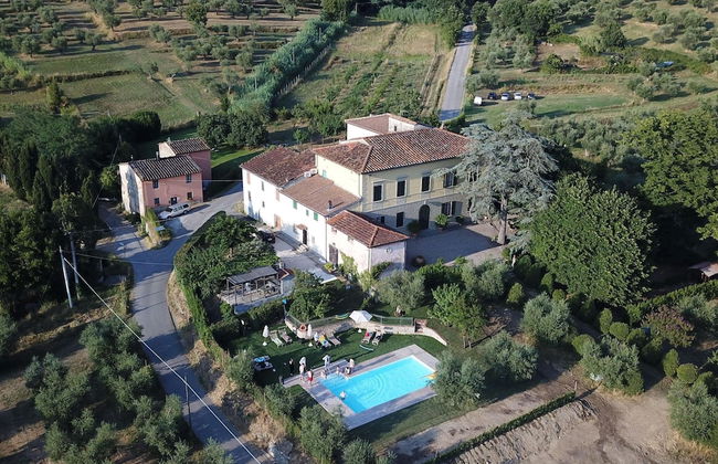 Simplistic Holiday Home in Pistoia With Terrace & Garden - Foto 1