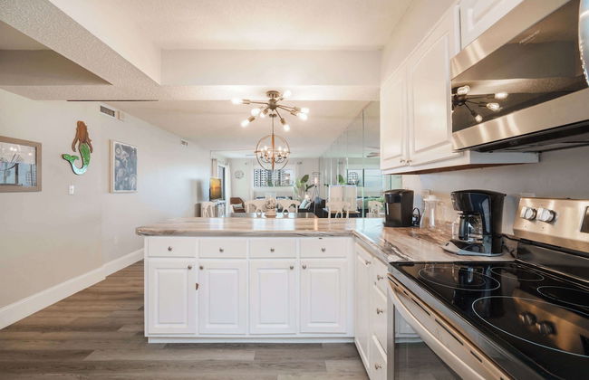 Bethys Beachy Beauty Regency Towers! - Foto 10