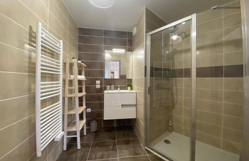 L'ORANGERAIE - Garage, Balcon, Vélos, Proche Lac, Vue Montagne - Foto 4