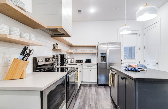 The Grove by AvantStay – Stylish Group Stay with Private Bathrooms - Foto 51