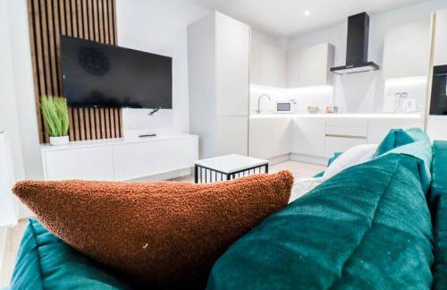 The Desborough Residence - Bright 1BR with Sofa Bed, Modern Lounge & Free Secure Underground Parking - Foto 63