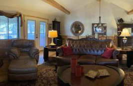 C23, Two bedroom, two bath log-sided, luxury Harbor North cottage with hot tub cottage - Foto 2