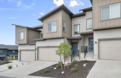 Golden Sunsets in Majestic Peaks - Foto 25