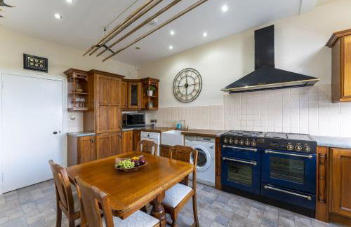 St Michael's - Photo 31