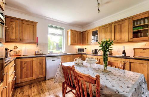 Argyll Farmhouse-Idyllic Setting-Sleeps10 - Foto 16