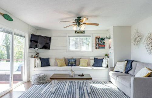 Cozy Lakefront Holiday Getaway! - Foto 4