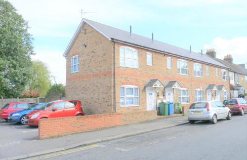 Friars Walk houses with 2 bedrooms, 2 bathrooms, fast Wi-Fi and private parking - Photo 20