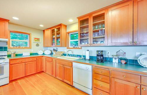 Hood Canal Home with Stunning Views and Private Beach - Foto 10